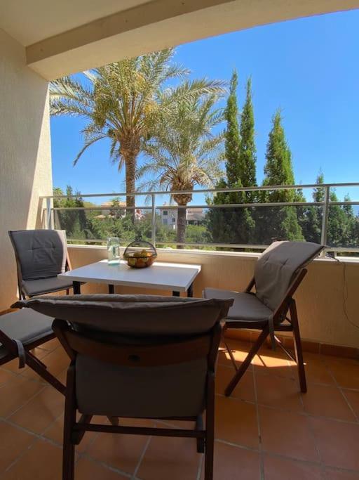 Klimatyczny Loft I Egzotyczny Basen Apartment Benalmádena Exterior foto